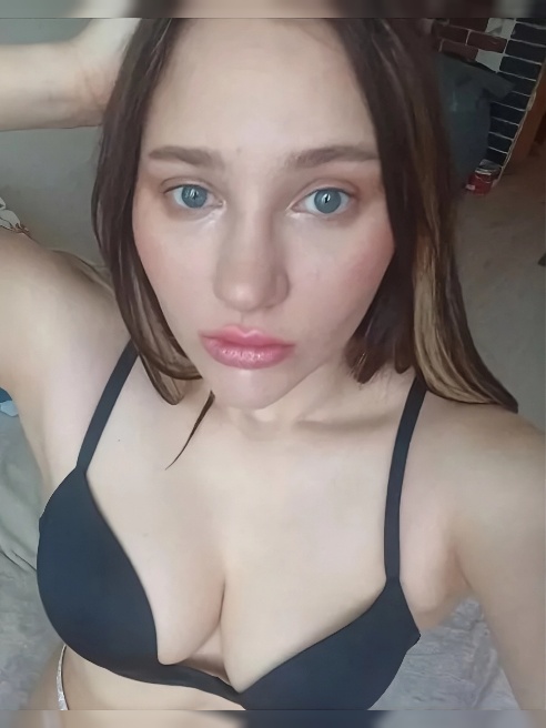 🔞🔥"детка, да, делай грязь!"- это про меня :) Юная нимфоманка ждет встречи с искушенным в сексе мужчиной, щедрым для той которая угадает и...