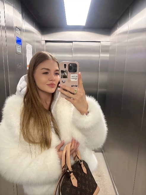 Игривое настроение 24/7 😍❣

Люблю флирт, прикосновения и горячую атмосферу

• Без лишней скромности — люблю секс и знаю, как доставить уд...