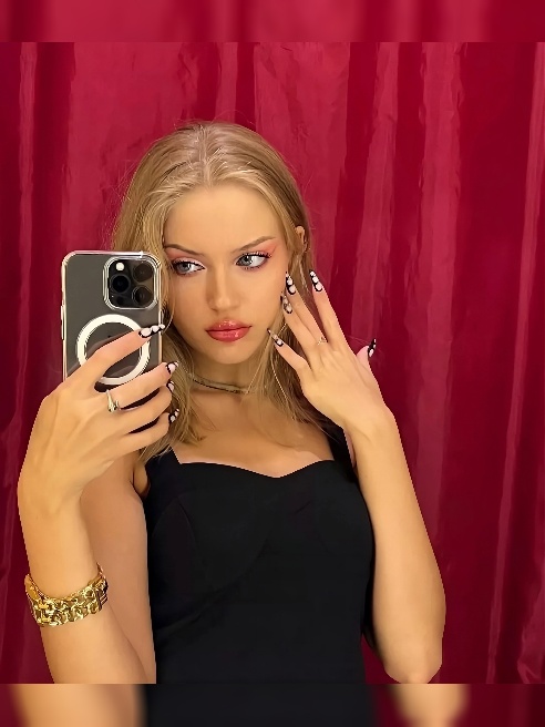 🤩Маленькая звездочка , новое личико на сайте 😍 Злата, миниатюрная и веселая девочка , скрасит Твое 🥂 настроение и подарит приятные ощущен...