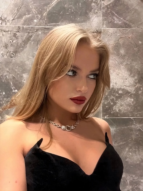 🤩Маленькая звездочка , новое личико на сайте 😍 Злата, миниатюрная и веселая девочка , скрасит Твое 🥂 настроение и подарит приятные ощущен...