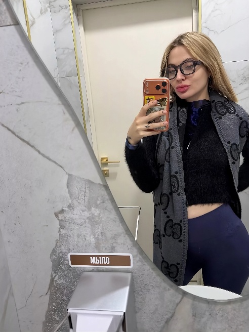 Всем приветик 😈🫶

Есть жесткие ролики извращений и еще много годноты 🤗 )Люблю горловой минет, когда засаживают прям в глотку , есть видео...