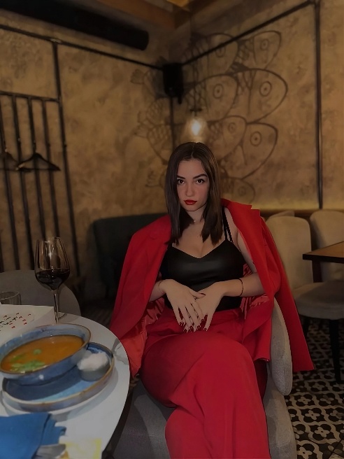 💎 Меня зовут Кира. Я обладательница шикарных натуральных форм🍑 Жду опрятного,воспитанного ценителя красоты 😌 Читать условия встречи в раз...