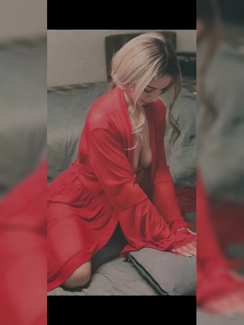 💕Ты ведь знаешь, как приятно чувствовать женское тело? Скользить взглядом по изгибам, ощущать тепло кожи, вдыхать едва уловимый аромат… 💕Ты ведь знаешь, как приятно чувствовать женское тело? Скользить взглядом по изгибам, ощущать тепло кожи, вдыхать едва уловимый аромат…