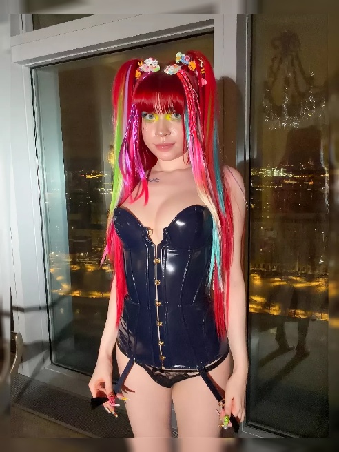 Сегодня я сделаю тебя САМЫМ счастливым 💦💦💦

Хочу сегодня сделать самый офигенный Facefack и трах во все дырочки 🍌💦💦

МОЯ киска уже течет...