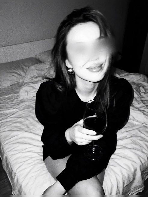 Приветик☺ Я новенькая , мне 20 и возраст реальный . Очень симпатичная, сексуальная и ласковая 😈



НЕ ОТВЕЧАЮ, ЕСЛИ ТЫ ПИШЕШЬ СО СКРЫТОГО...