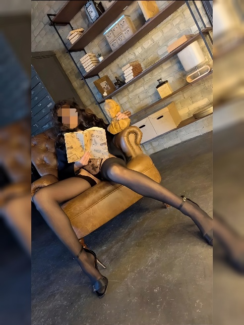 Девочка-фейерверк эмоций🎆абсолютно твоя GFE,спортсменка,красотка, в постеле искусница😻 Жду тебя, тот самый-самый, на лучшее приключение в... Девочка-фейерверк эмоций🎆абсолютно твоя GFE,спортсменка,красотка, в постеле искусница😻 Жду тебя, тот самый-самый, на лучшее приключение в...