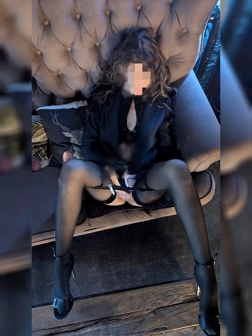 Девочка-фейерверк эмоций🎆абсолютно твоя GFE,спортсменка,красотка, в постеле искусница😻 Жду тебя, тот самый-самый, на лучшее приключение в... Девочка-фейерверк эмоций🎆абсолютно твоя GFE,спортсменка,красотка, в постеле искусница😻 Жду тебя, тот самый-самый, на лучшее приключение в...