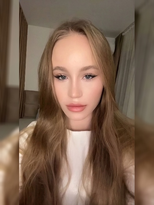 🍑 Миниатюрная малышка для избирательных ценителей 😏🌟 Впервые на сайте 😈 Хрупкая и изящная, с молодой, шелковистой кожей 😼 Знаю, как дарит...