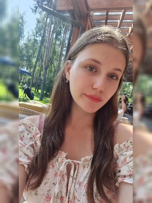 Здравствуйте мужчины)Меня зовут Ксюша, и я к вам с необычным предложением.

Мне 18 лет и я ДЕВСТВЕННИЦА!