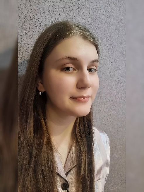 Здравствуйте мужчины)Меня зовут Ксюша, и я к вам с необычным предложением.

Мне 18 лет и я ДЕВСТВЕННИЦА!