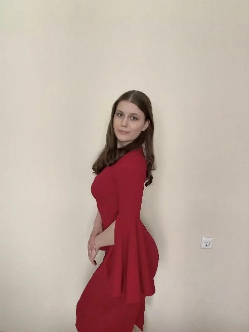 Здравствуйте мужчины)Меня зовут Ксюша, и я к вам с необычным предложением.

Мне 18 лет и я ДЕВСТВЕННИЦА!