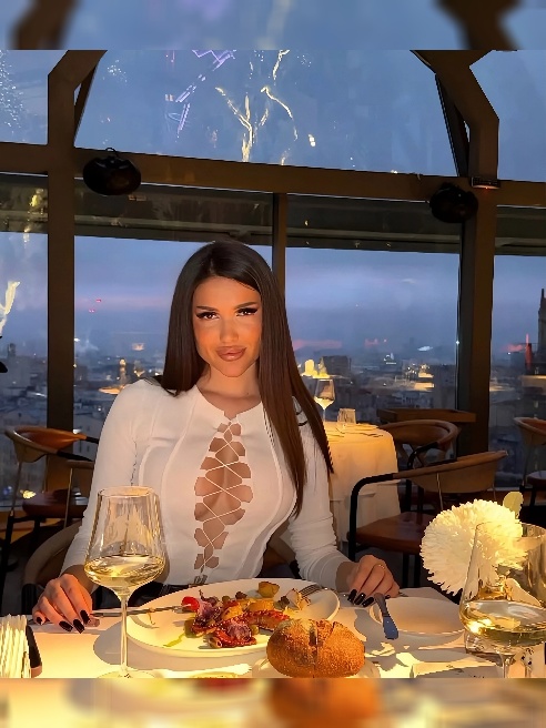 🔥Впервые в этой сфере 🔥🔥🔥без короны и пафоса) добрая и жизнерадостная, открытая, безгранично позитивная,темпераментная(есть татарские кор...