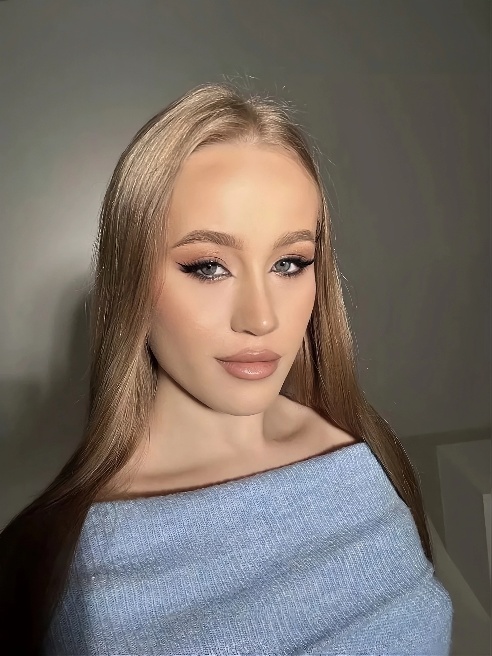 🍑 Миниатюрная малышка для избирательных ценителей 😏🌟 Впервые на сайте 😈 Хрупкая и изящная, с молодой, шелковистой кожей 😼 Знаю, как дарит...