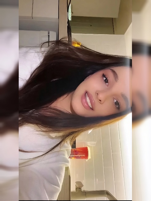🫦ВПЕРВЫЕ В СФЕРЕ🫦 💕 Одна в апартах , не хватает только тебя 💕
Меня зовут Леся, и я умею превращать обычные встречи в феерию страсти. 💋... 🫦ВПЕРВЫЕ В СФЕРЕ🫦 💕 Одна в апартах , не хватает только тебя 💕
Меня зовут Леся, и я умею превращать обычные встречи в феерию страсти. 💋...