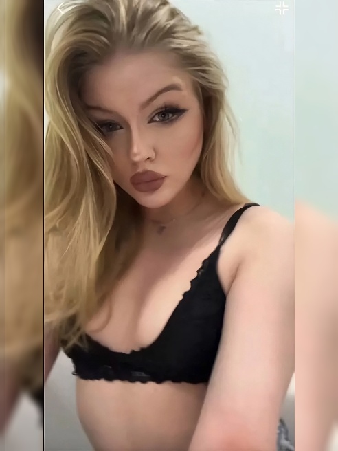 Ямолодая и очень развратная… обожаю доводить мужчину до предела 💦



🔥У меня нежные губы и влажная киска, я умею превратить встречу в нас...