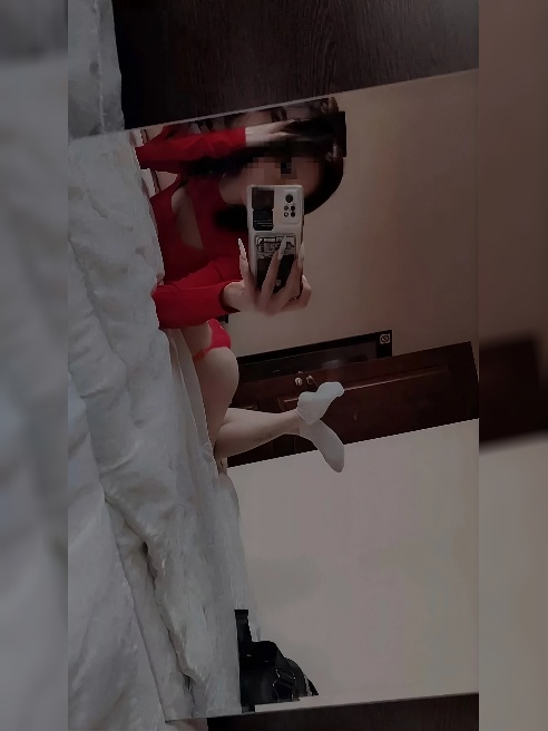 Роковая соблазнительница и лютая фанатка мужчин всех возрастов 😘 строго 18+ 🖤, со стройной фигурой и миловидным личиком ☺ могу в сексе ВС...