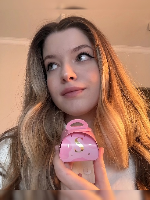 31 марта уезжаю. Babyface🩷Внешность, которую запоминают.

Навык, после которого возвращаются😈



Моя визитка-лицо. Моя страсть-оральные л...