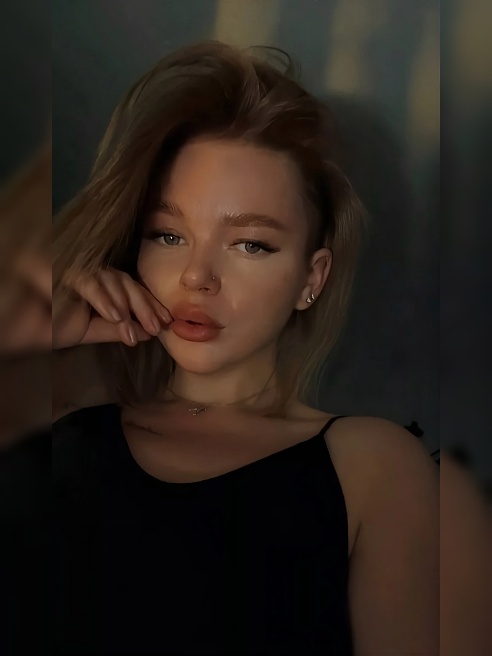 Я пламенная Алексия🔥
Живу на ЦСКА
Я реальная ИНДИ.
Нет животных и т.д.
В апартаментах чистота и порядок🥰
Общеизвестный факт, ч... Я пламенная Алексия🔥
Живу на ЦСКА
Я реальная ИНДИ.
Нет животных и т.д.
В апартаментах чистота и порядок🥰
Общеизвестный факт, ч...