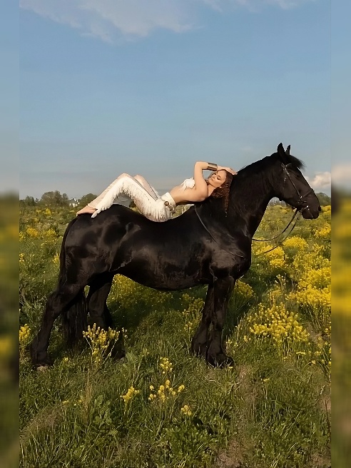 🏇Раньше скакала на лошадях, а теперь скачу на….🍆
💎Для ценителей натуральной красоты💎 🏇Раньше скакала на лошадях, а теперь скачу на….🍆
💎Для ценителей натуральной красоты💎