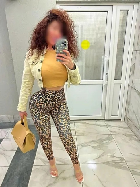 Я реальная🥰 Обладательница очень шикарных форм 🔥🔥🔥🔥🔥
