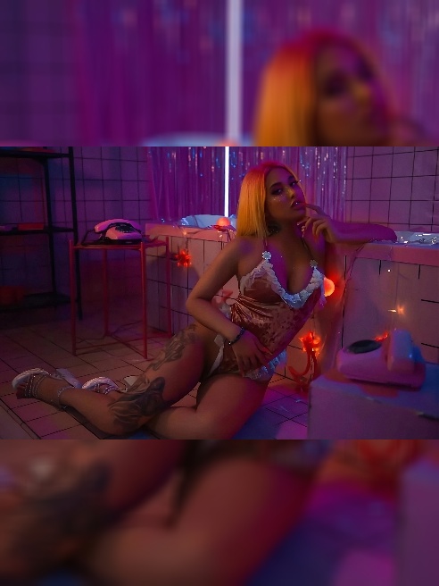 Порноактриса ROXY LIPS
Я яркая и очень сексуальная - жду именно ТЕБЯ. У меня горячий темперамент и аппетитные формы. Порноактриса ROXY LIPS
Я яркая и очень сексуальная - жду именно ТЕБЯ. У меня горячий темперамент и аппетитные формы.