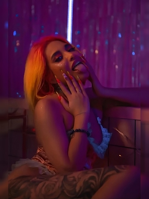 Порноактриса ROXY LIPS
Я яркая и очень сексуальная - жду именно ТЕБЯ. У меня горячий темперамент и аппетитные формы. Порноактриса ROXY LIPS
Я яркая и очень сексуальная - жду именно ТЕБЯ. У меня горячий темперамент и аппетитные формы.