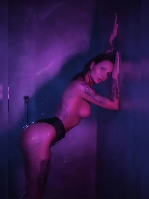 VIP МОДЕЛЬ!✅
В УФЕ ДО 25 мая ! ❤️‍🩹
Ты нашел то что тебе нужно 🖤