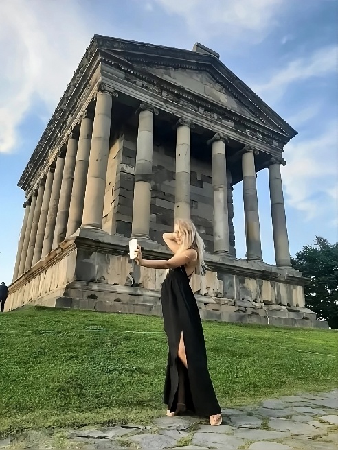 СЛАДКАЯ РАЗВРАТНИЦА и МЕГА искусница ПОРНО актриса (русское порно) . 👉🏻👌🏻  
Фотомодель Met-Art top100  . Историк-искусствовед