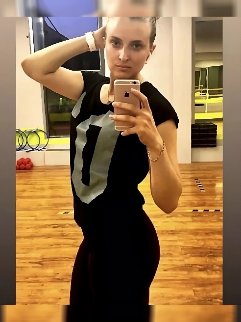 Принимаю на дому
Много парковки ,вокруг дома
занимаюсь спортом
без вредных привычек Принимаю на дому
Много парковки ,вокруг дома
занимаюсь спортом
без вредных привычек