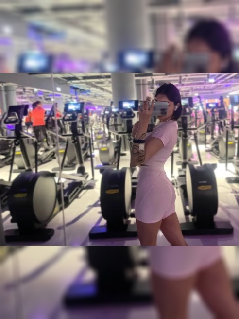 Горячая малышка ждёт тебя😍🥰 Горячая малышка ждёт тебя😍🥰