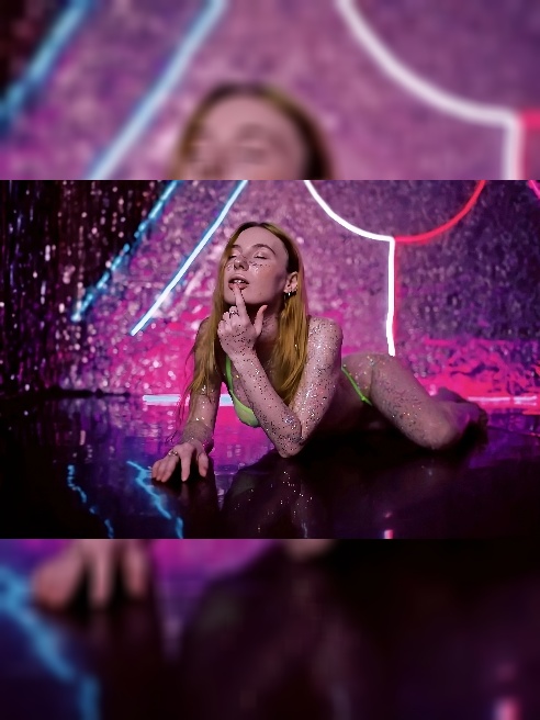 Ню фотомодель. Была в топ 10 вебкам моделей. Говорят, что в жизни выгляжу сильно младше;) Читайте полное описание, там все ссылки. Ню фотомодель. Была в топ 10 вебкам моделей. Говорят, что в жизни выгляжу сильно младше;) Читайте полное описание, там все ссылки.