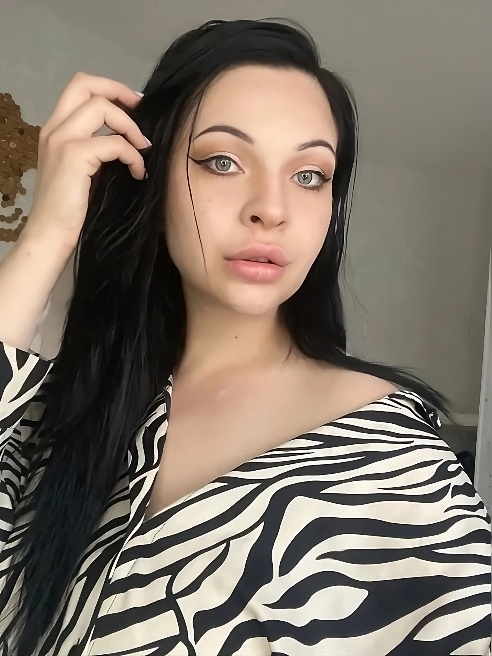 Я действительно с трепетом отношусь к каждому своему гостю ❤️ 100% Milfa ✌️
Обожаю новеньких и девственников ✌️🫶