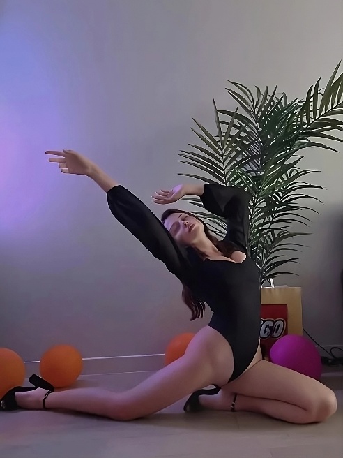 Невероятно ласковая и чувственная ♥ GFE  
Есть ПРИВАТ КАНАЛ, коллекция соло и ПОРНО-видео + на заказ!🔥
Мой тг @tatyana_sunray
