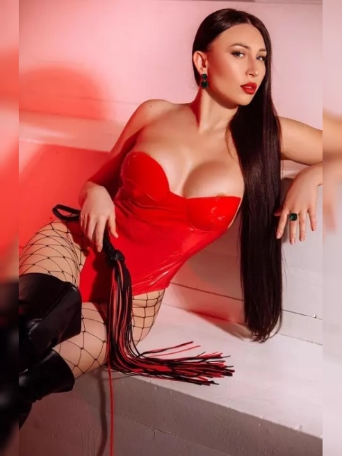 Кончишь попкой не касаясь члена 😈