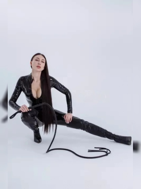 Кончишь попкой не касаясь члена 😈