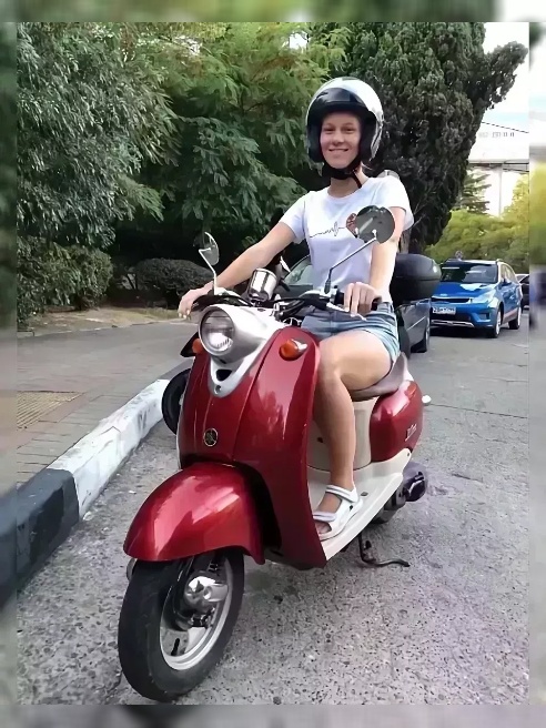 "Не салон 🌇 Воспитанная, стройная, спортивная, внимательная, аккуратная Инди🥰
Я абсолютно 💯 полностью натуральна "Не салон 🌇 Воспитанная, стройная, спортивная, внимательная, аккуратная Инди🥰
Я абсолютно 💯 полностью натуральна