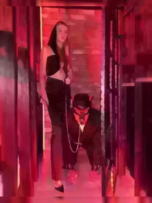 Queen Nika Tiger, провожу сессии в формате Femdom, Feminization, submissive cuckold. Веду телеграм канал по теме Hot Nika Life Queen Nika Tiger, провожу сессии в формате Femdom, Feminization, submissive cuckold. Веду телеграм канал по теме Hot Nika Life