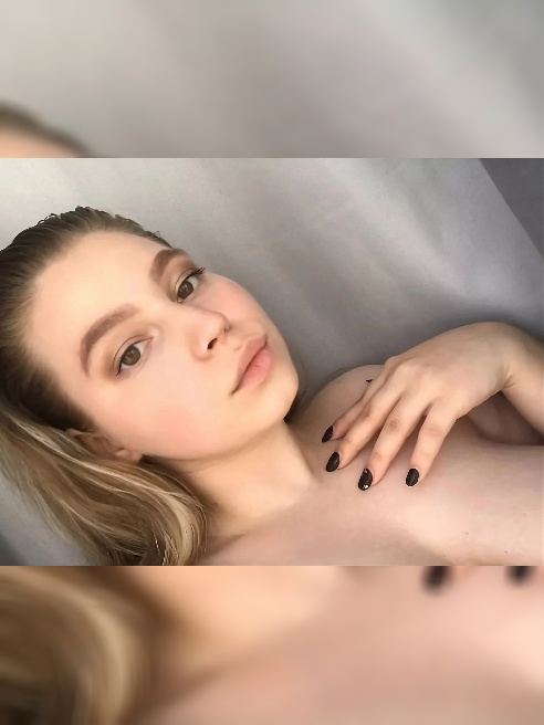 Мое шикарное сочное тело сведет с ума любого мужчину! Я умею удивлять не только своими навыками в постели но и техникой секса!