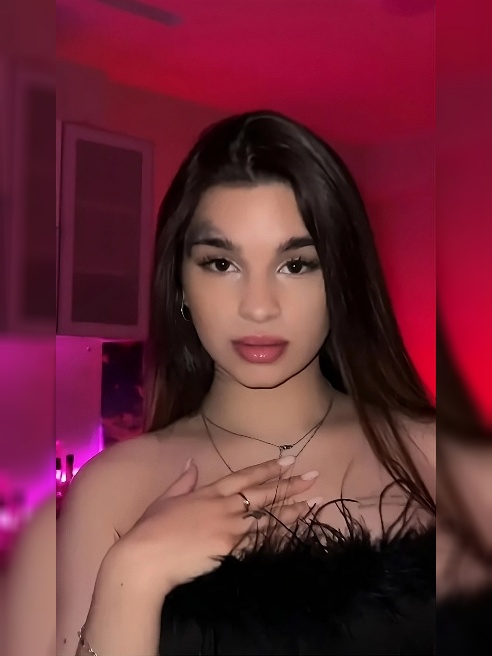 Твоя идеальная любовница уже ЗДЕСЬ😍🤤 Эффектная, энергичная, всегда на позитиве, без предубеждений и комплексов😁💋 Твоя идеальная любовница уже ЗДЕСЬ😍🤤 Эффектная, энергичная, всегда на позитиве, без предубеждений и комплексов😁💋