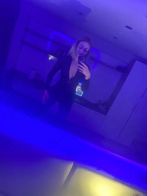 ❣️💕💕Приглашаю тебя в гости на шикарный горловой минет❤❤вся Мокренькая, жду💕