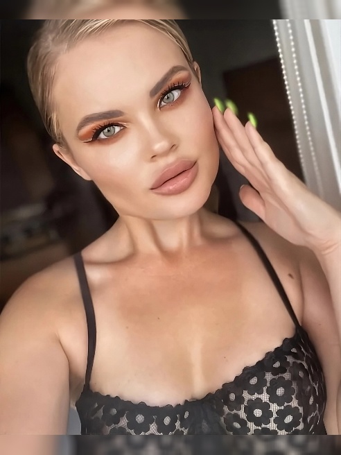😘Привет, Дорогой !🍒 
 Знаю, что устал читать текста при выборе модели. 
❤️ О встречи договариваемся по Whatsapp