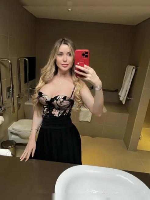 Со мной сложно познакомится в обычной жизни - поэтому я здесь 💎💋 видео в анкете 🔥 Со мной сложно познакомится в обычной жизни - поэтому я здесь 💎💋 видео в анкете 🔥