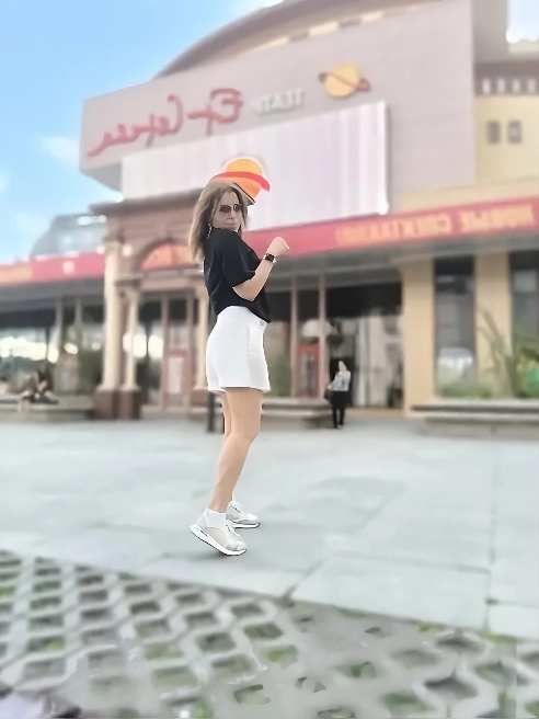 Чувствую людей, умею слушать, находить общий язык