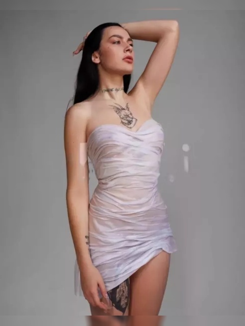 💋Привет, я - Катя, сладкая и страстная брюнетка, готовая стать твоей ночной музой!)