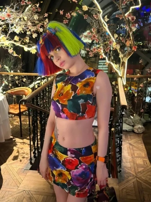 Я Тигренок 🐯🌈🦄🍌ОБОЖАЮ СОСАТЬ бананчик 🍌🍌🍌🥰Мой ТОП канал 🔝🔝🔝Яркая позитивная необычная 🌈  https://t.me/tigrenokSYCHKA