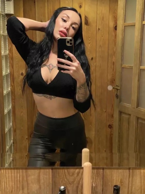 Та, которую ты здесь ищешь 😏😘
Для ценителей прекрасного 😋