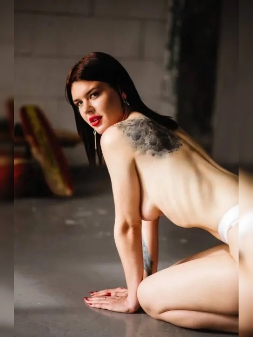 Твоя русалка Ариель, которая заведёт в свой омут разврата 🧜♀️ 🔞 Твоя русалка Ариель, которая заведёт в свой омут разврата 🧜♀️ 🔞