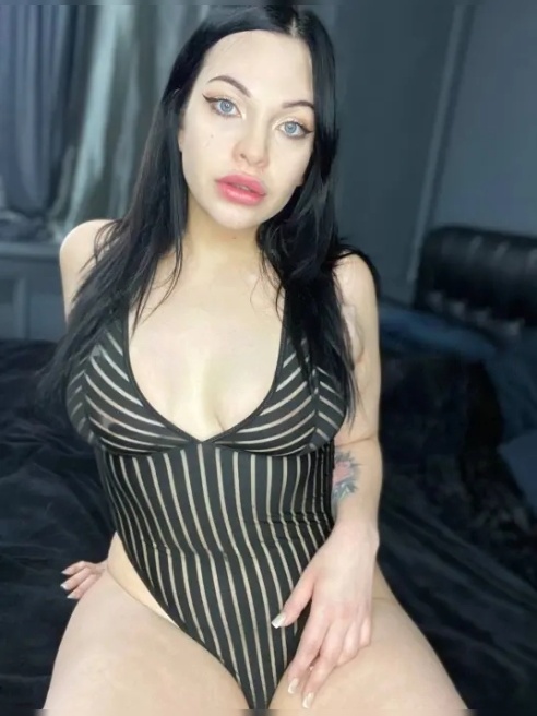 Легендарный отсос in the house! Яркая и обаятельная девочка твоей мечты 🥰🔥 Легендарный отсос in the house! Яркая и обаятельная девочка твоей мечты 🥰🔥