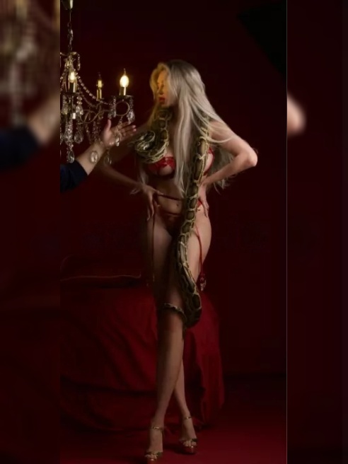 Компетенция — Elite escort. Для щедрых ,приятных мужчин.Смотри ссылки.Жду в гости.Твоё идеальное свидание ❤️