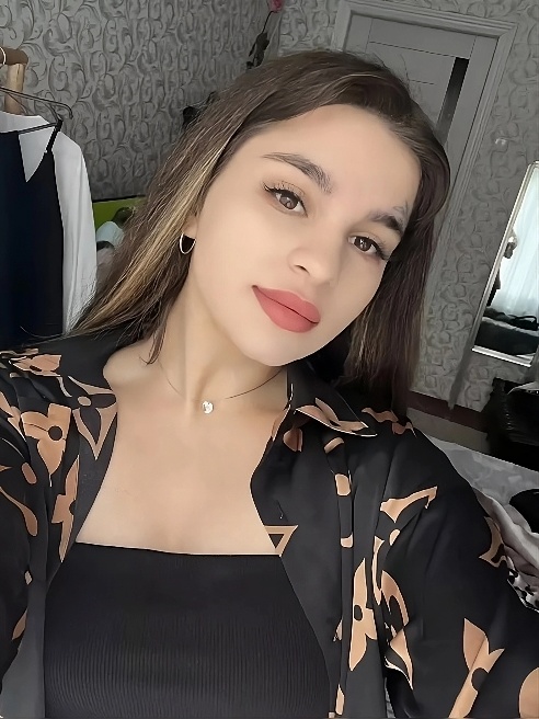 Твоя идеальная любовница уже ЗДЕСЬ😍🤤 Эффектная, энергичная, всегда на позитиве, без предубеждений и комплексов😁💋